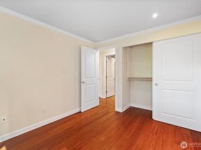 14010 NE 181st Place C102, Woodinville WA 98072