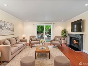 14010 NE 181st Place C102, Woodinville WA 98072