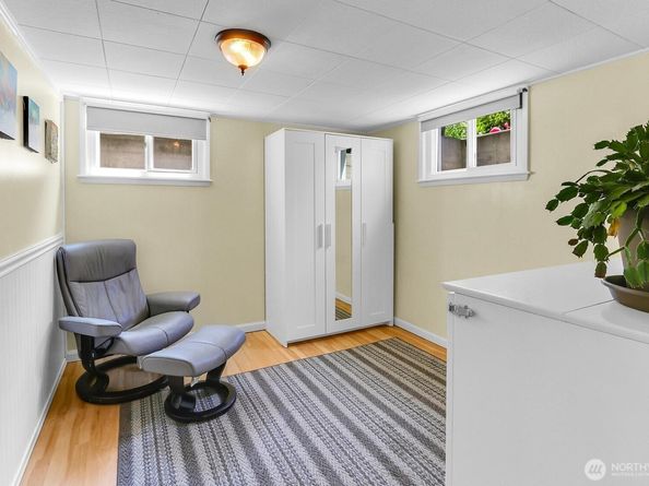 11729 Phinney Avenue N, Seattle WA 98133