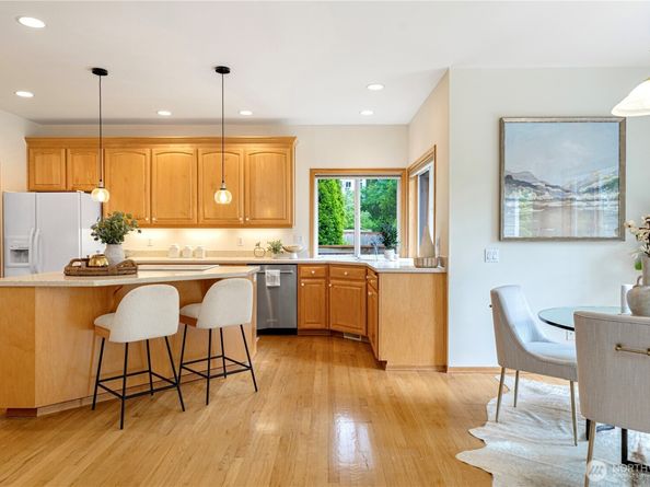 1912 243rd Place SE, Bothell WA 98021