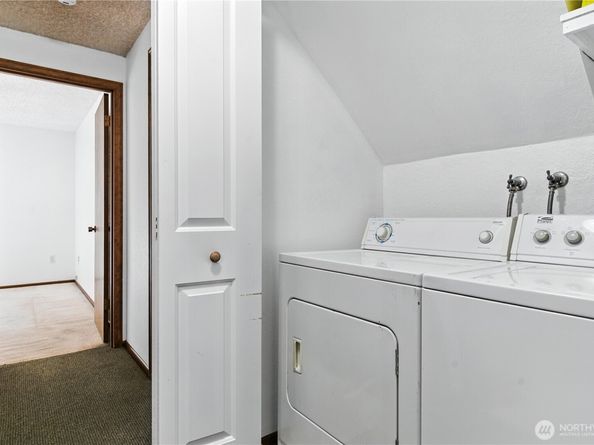 22 Riverview Drive NE, Auburn WA 98002