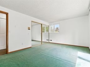 22 Riverview Drive NE, Auburn WA 98002