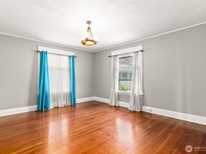 2507 Rucker Avenue, Everett WA 98201