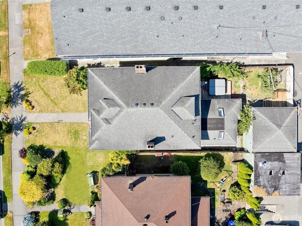 2507 Rucker Avenue, Everett WA 98201