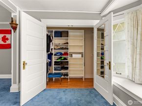 2507 Rucker Avenue, Everett WA 98201