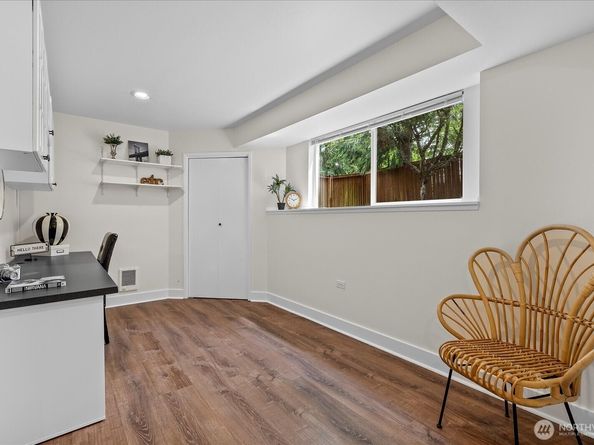 4505 144th Avenue SE, Bellevue WA 98006