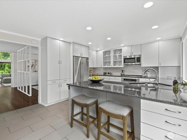 4505 144th Avenue SE, Bellevue WA 98006