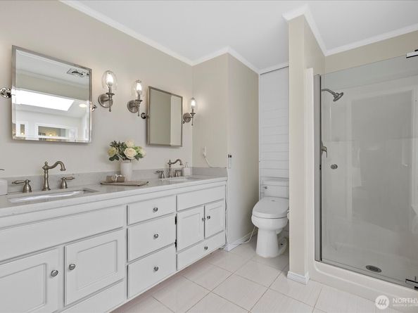 4505 144th Avenue SE, Bellevue WA 98006
