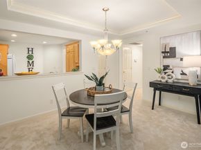 4535 Providence Point Place SE 202, Issaquah WA 98029