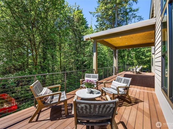 4740 Rose Avenue NE, Bainbridge Island WA 98110