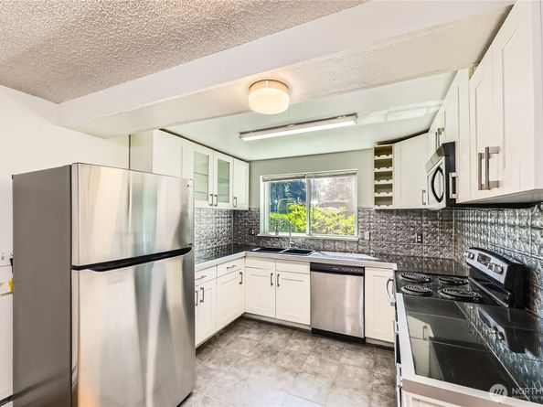 921 130th Street SW E102, Everett WA 98204
