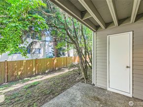 921 130th Street SW E102, Everett WA 98204