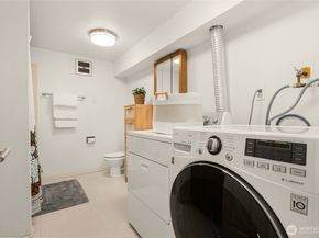 2127 170th Avenue NE, Bellevue WA 98008