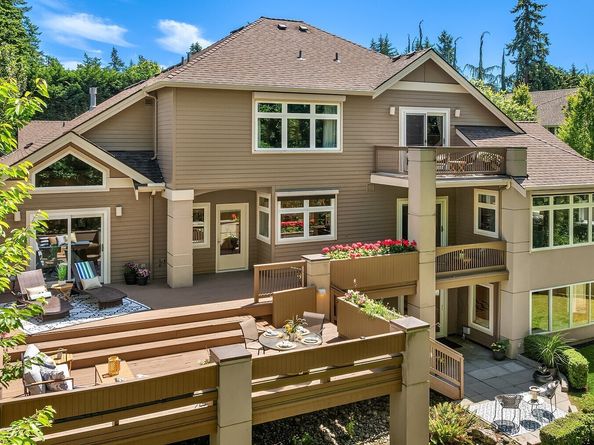 13730 Main Street, Bellevue WA 98005