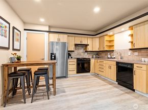 13730 Main Street, Bellevue WA 98005