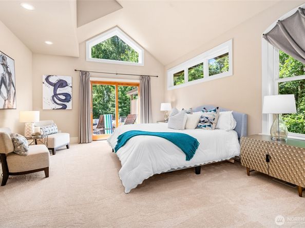 13730 Main Street, Bellevue WA 98005