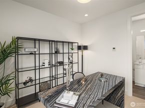 10824 (HS 79) 120TH Lane NE B, Kirkland WA 98033