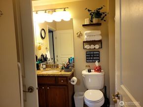225 Logan Avenue S 106, Renton WA 98057