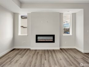 18717 68th Avenue NE 103, Kenmore WA 98028