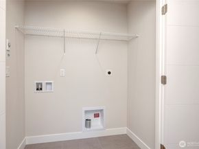 18717 68th Avenue NE 103, Kenmore WA 98028