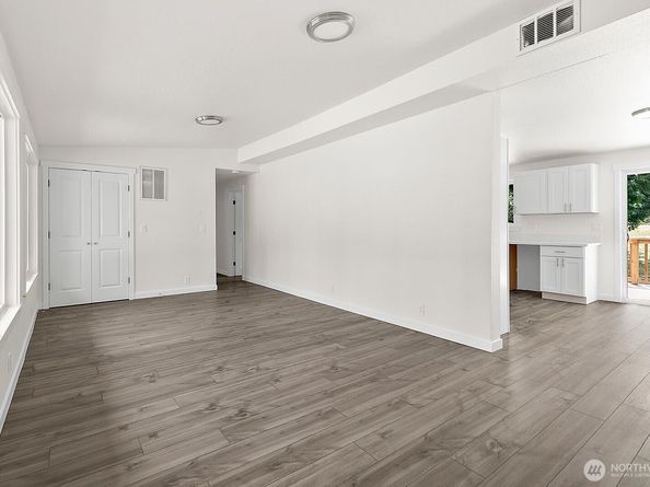 19019 SE 164th Street, Renton WA 98058