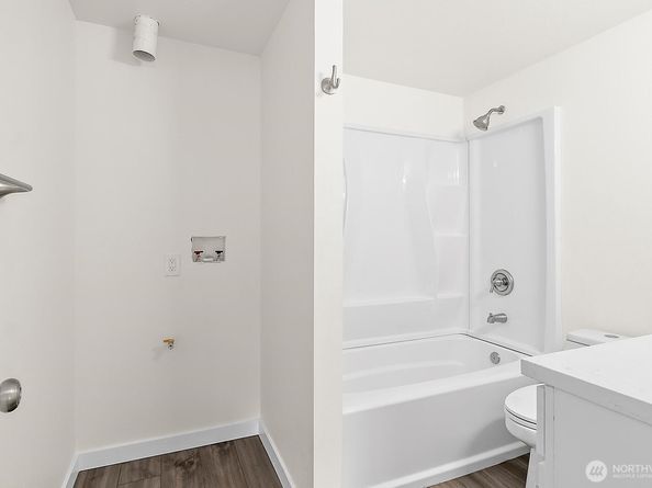 19019 SE 164th Street, Renton WA 98058