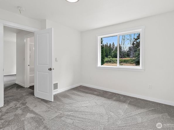 19019 SE 164th Street, Renton WA 98058