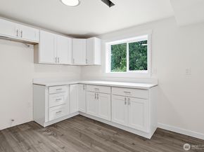 19019 SE 164th Street, Renton WA 98058