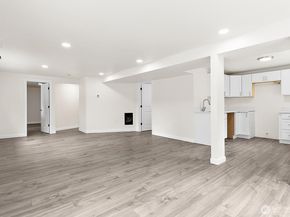 19019 SE 164th Street, Renton WA 98058