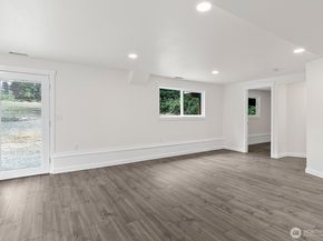 19019 SE 164th Street, Renton WA 98058