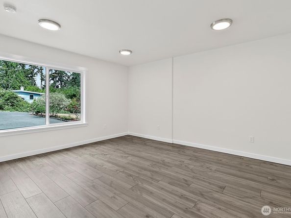19019 SE 164th Street, Renton WA 98058