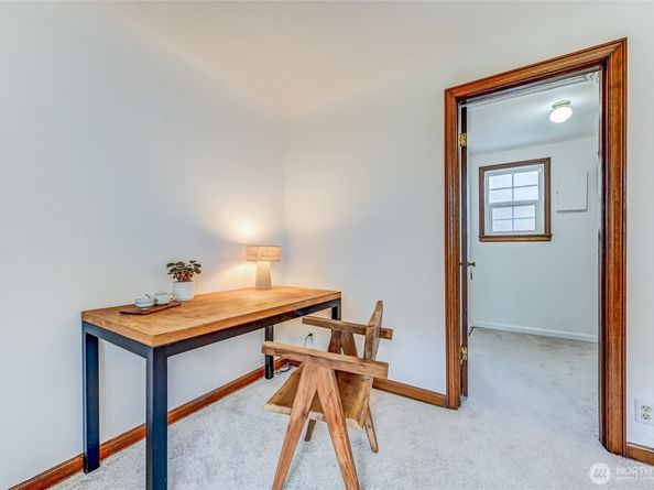 7868 Green Lake Drive N Unit 9, Seattle WA 98103