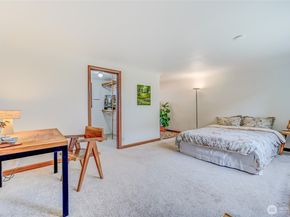 7868 Green Lake Drive N Unit 9, Seattle WA 98103