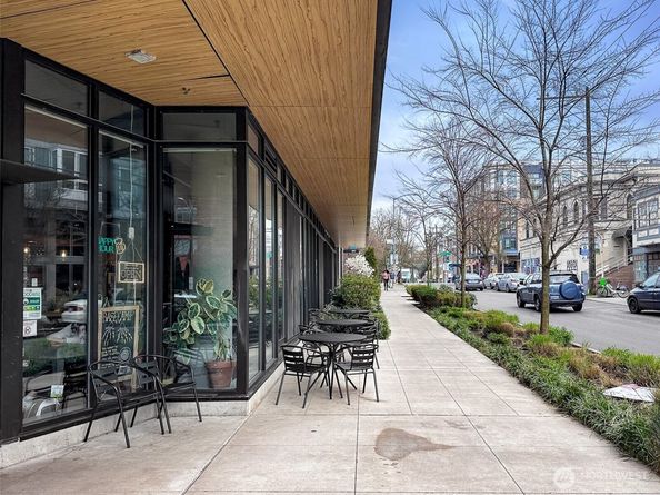 1107 E Denny Way B4, Seattle WA 98122
