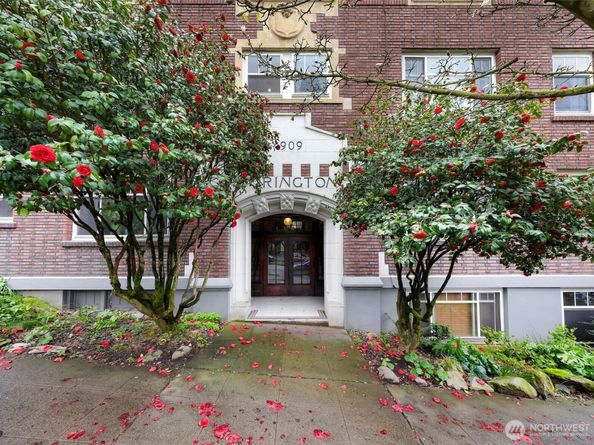 1107 E Denny Way B4, Seattle WA 98122