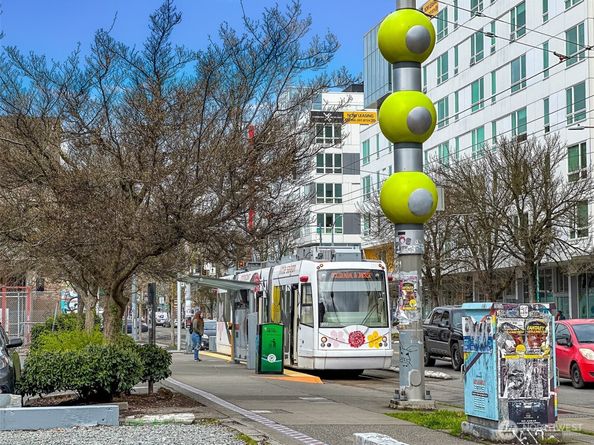 1107 E Denny Way B4, Seattle WA 98122