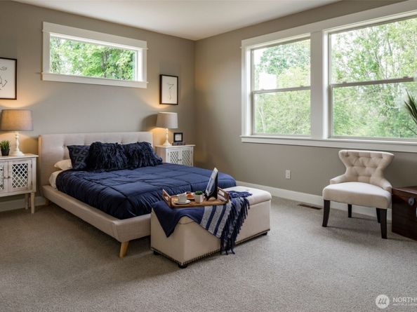 5702 Thornhill Avenue SW, Port Orchard WA 98367
