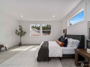 5702 Thornhill Avenue SW, Port Orchard WA 98367