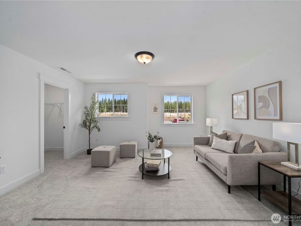 5702 Thornhill Avenue SW, Port Orchard WA 98367