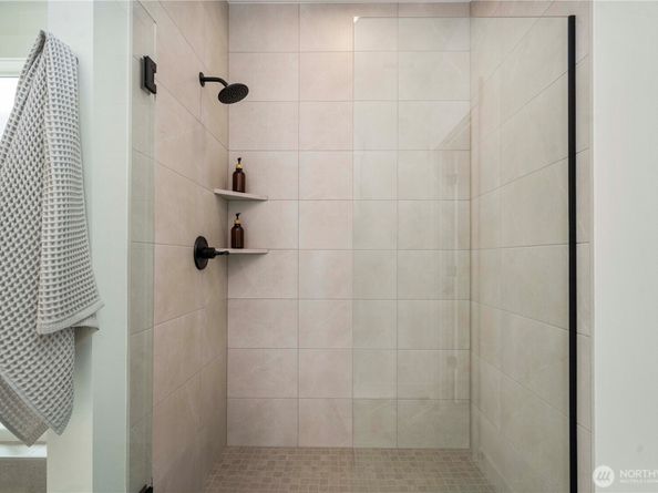 5702 Thornhill Avenue SW, Port Orchard WA 98367
