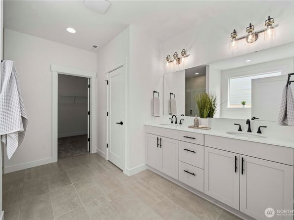 5702 Thornhill Avenue SW, Port Orchard WA 98367