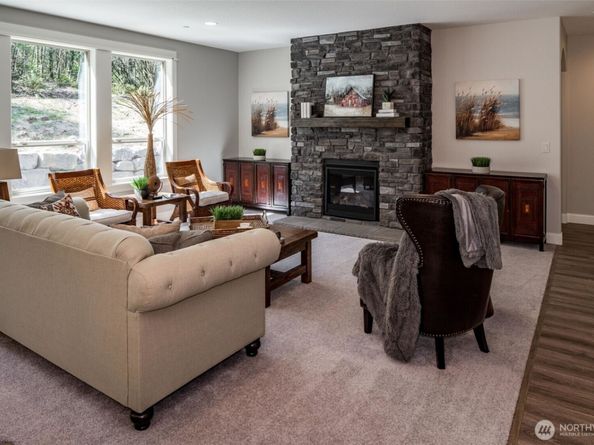 5702 Thornhill Avenue SW, Port Orchard WA 98367