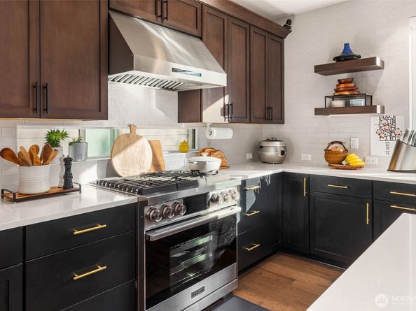 3809 163rd Avenue SE, Bellevue WA 98008