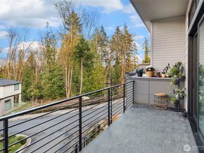 3809 163rd Avenue SE, Bellevue WA 98008