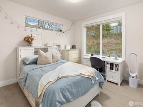 3809 163rd Avenue SE, Bellevue WA 98008