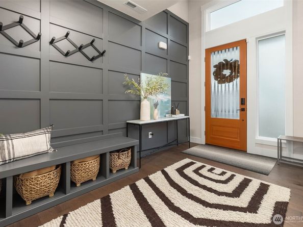 3809 163rd Avenue SE, Bellevue WA 98008