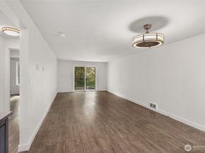 14620 NE 31st Street J201, Bellevue WA 98007