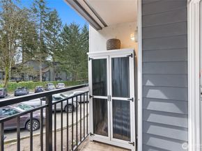 14620 NE 31st Street J201, Bellevue WA 98007