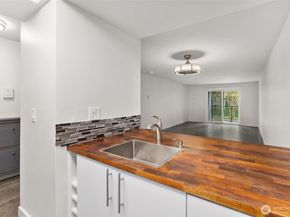 14620 NE 31st Street J201, Bellevue WA 98007