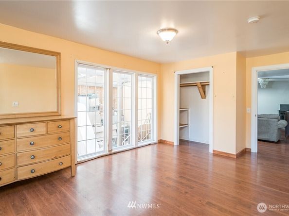 11709 26th Avenue NE, Seattle WA 98125